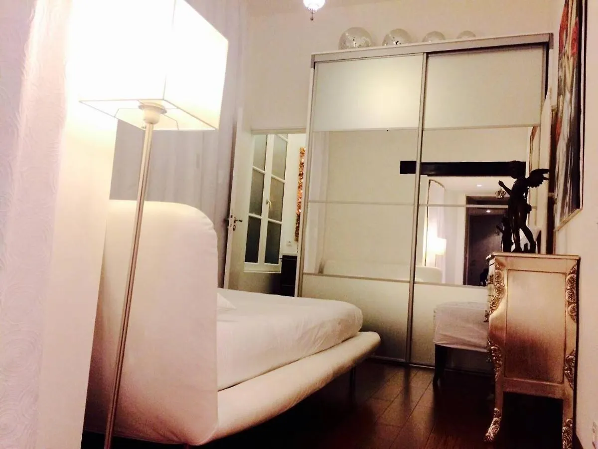 Romantic Apartment Close To Le Marais Párizs 0*,
